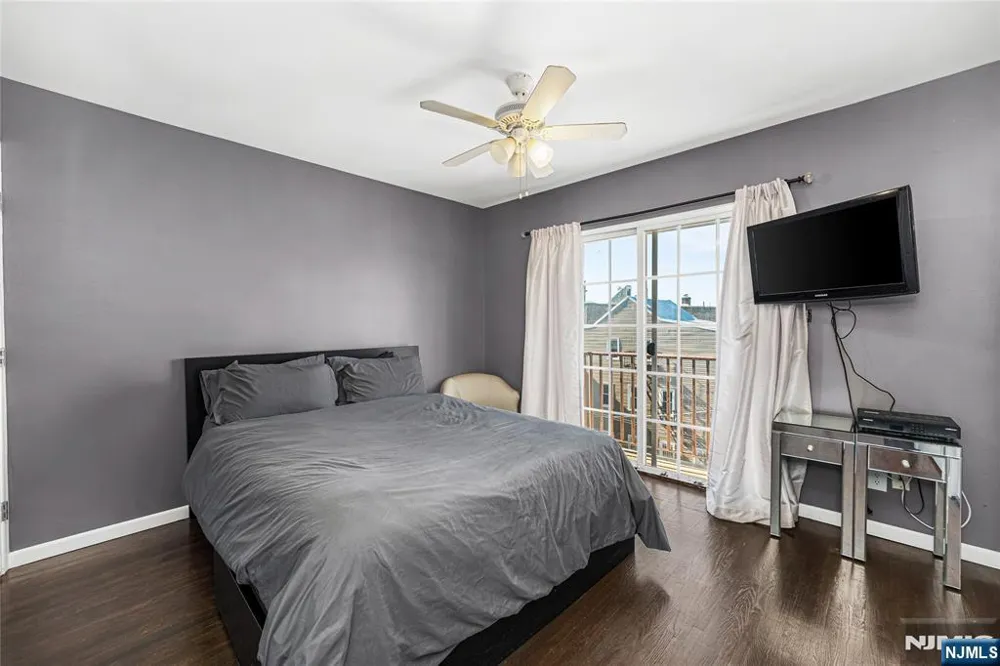 84 Union Street Newark, NJ 07105