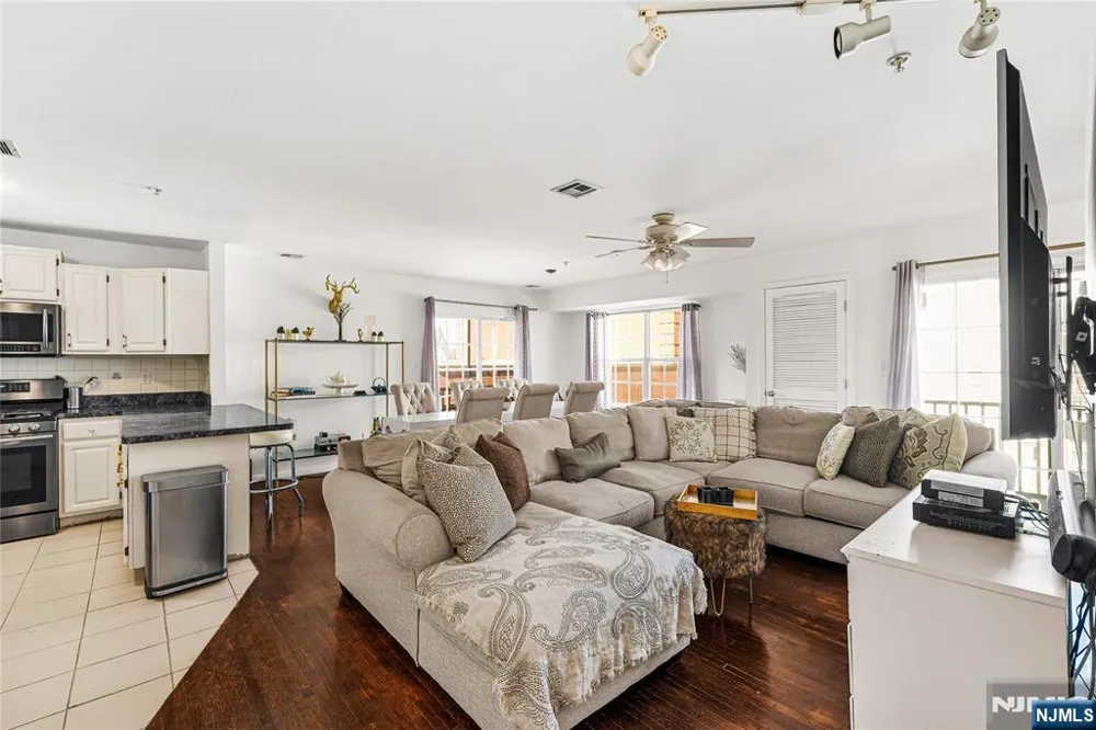 84 Union Street Newark, NJ 07105