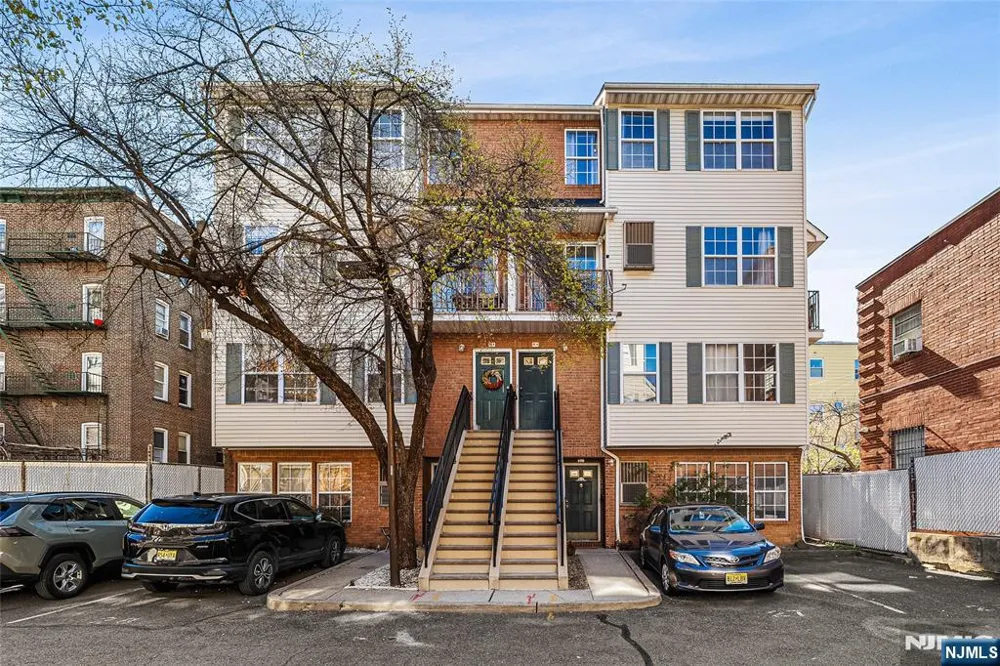 84 Union Street Newark, NJ 07105