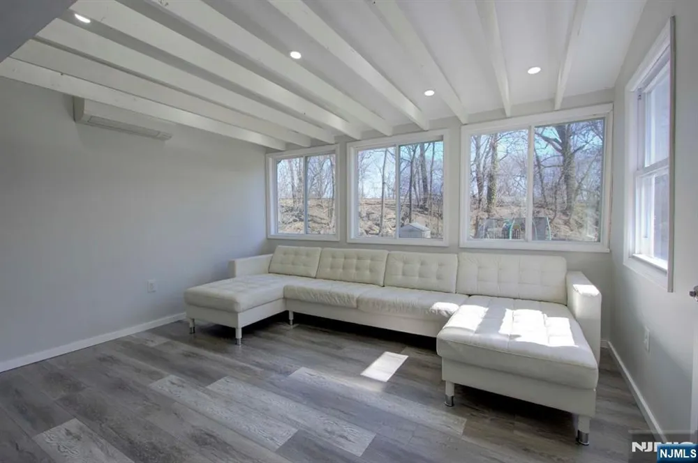 15 John Street Passaic, NJ 07055