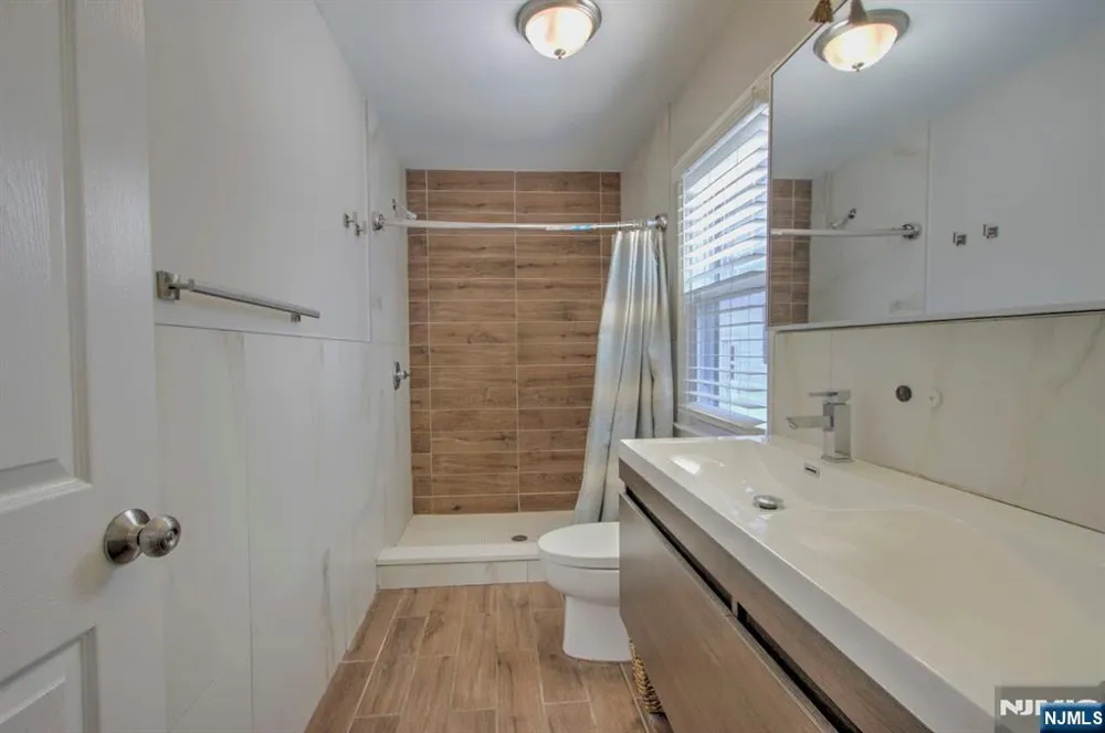 15 John Street Passaic, NJ 07055