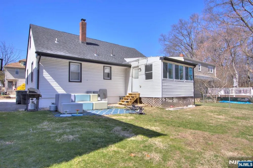 15 John Street Passaic, NJ 07055