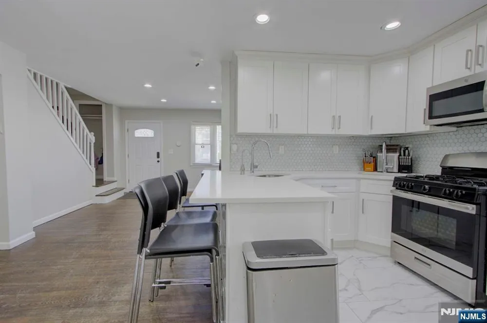 15 John Street Passaic, NJ 07055