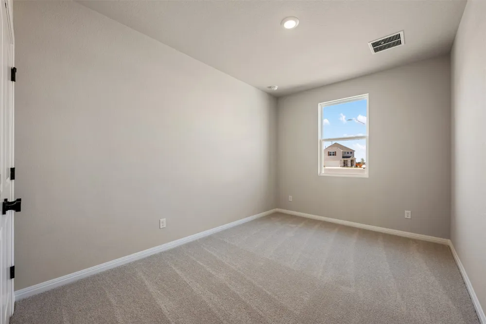 126 Arlington Park Loop Hutto, TX 78634