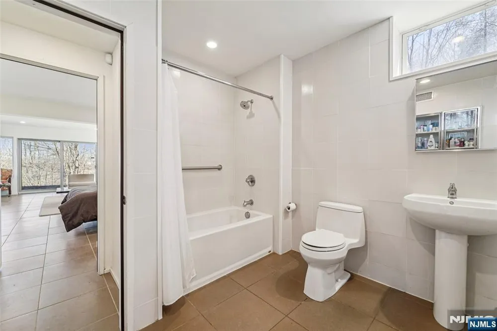 71 Sally Harden Road Sussex, NJ 07461