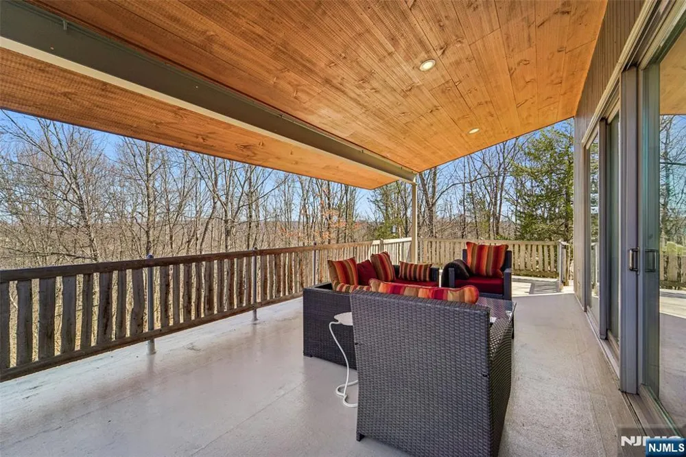 71 Sally Harden Road Sussex, NJ 07461