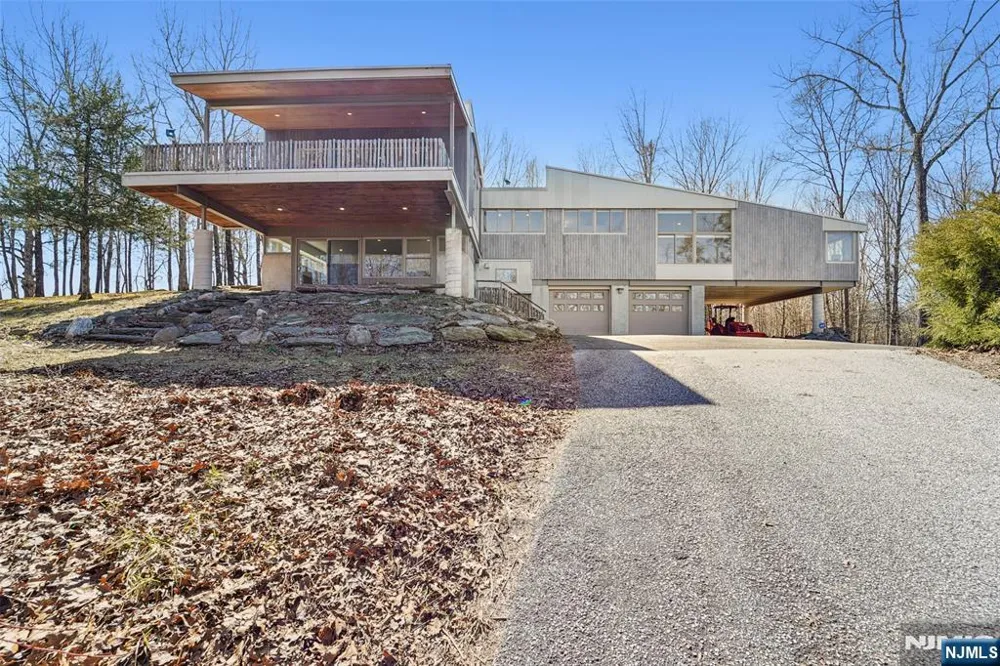 71 Sally Harden Road Sussex, NJ 07461