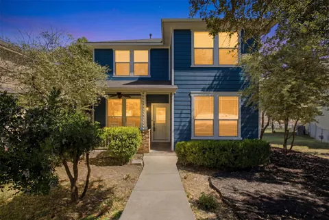 1223 Peyton Place