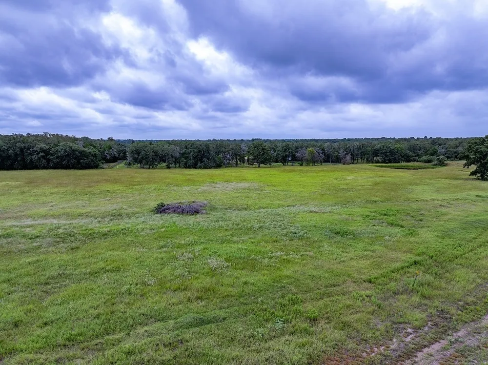 4 Feder Way West Point, TX 78963