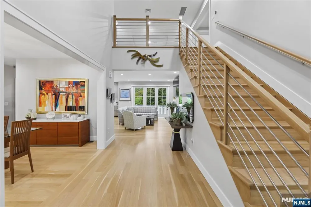 31 Engleside Street Cresskill, NJ 07626