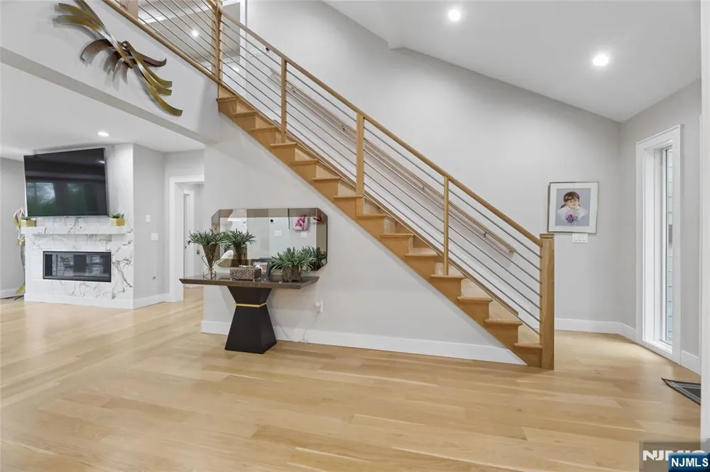 31 Engleside Street Cresskill, NJ 07626