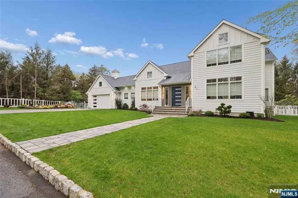 31 Engleside Street Cresskill, NJ 07626