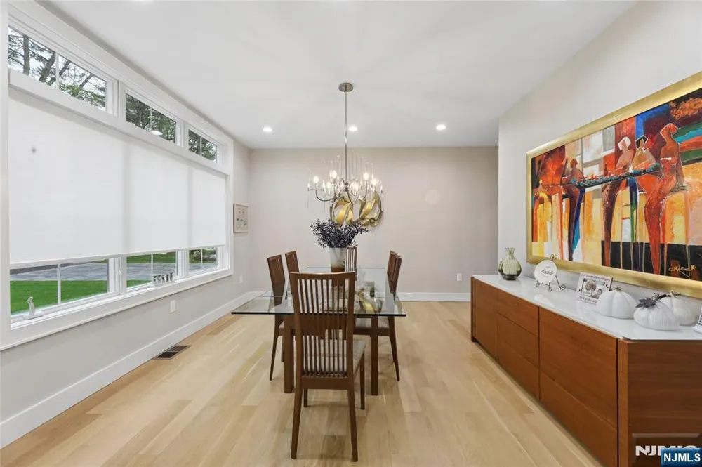 31 Engleside Street Cresskill, NJ 07626