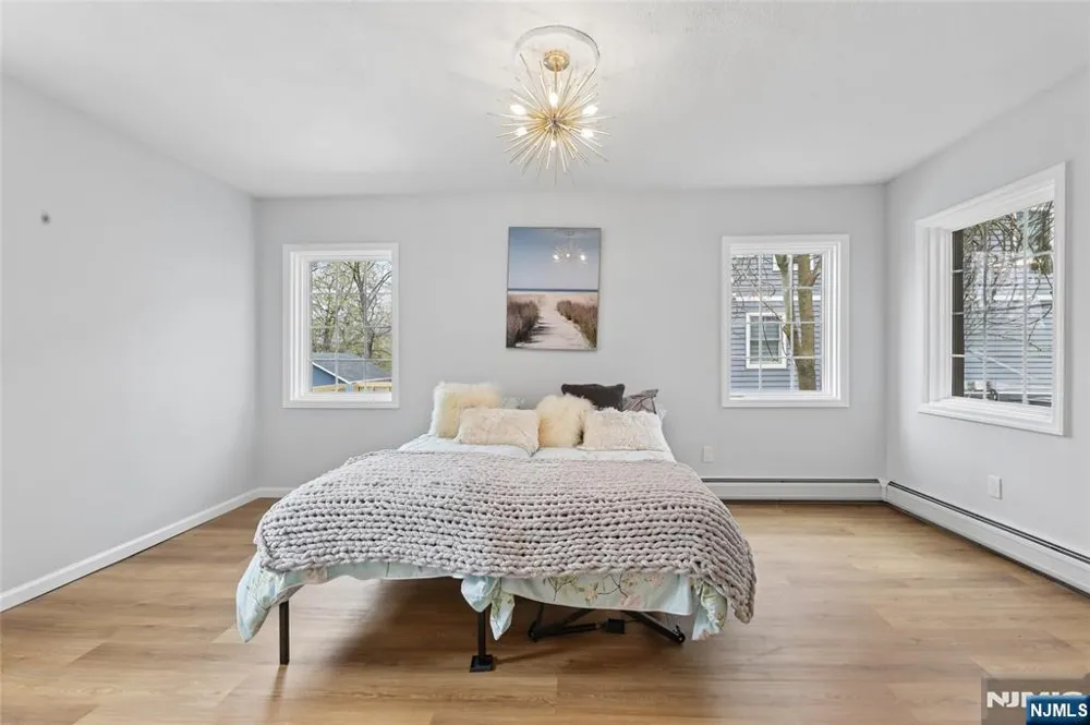 86 Crescent Avenue Passaic, NJ 07055