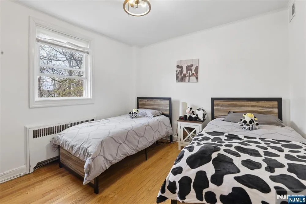 86 Crescent Avenue Passaic, NJ 07055