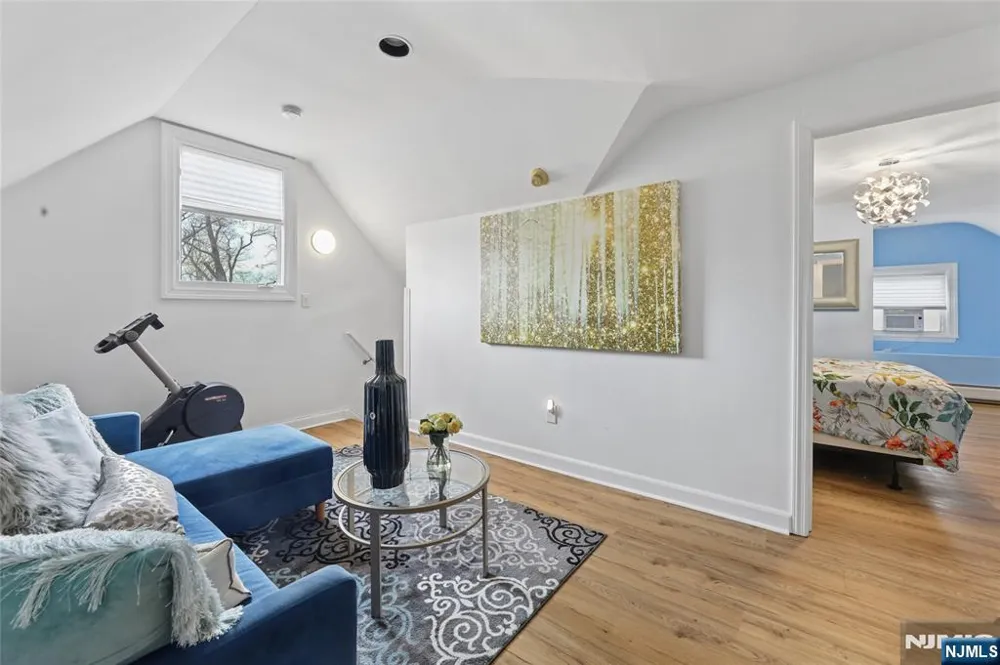 86 Crescent Avenue Passaic, NJ 07055