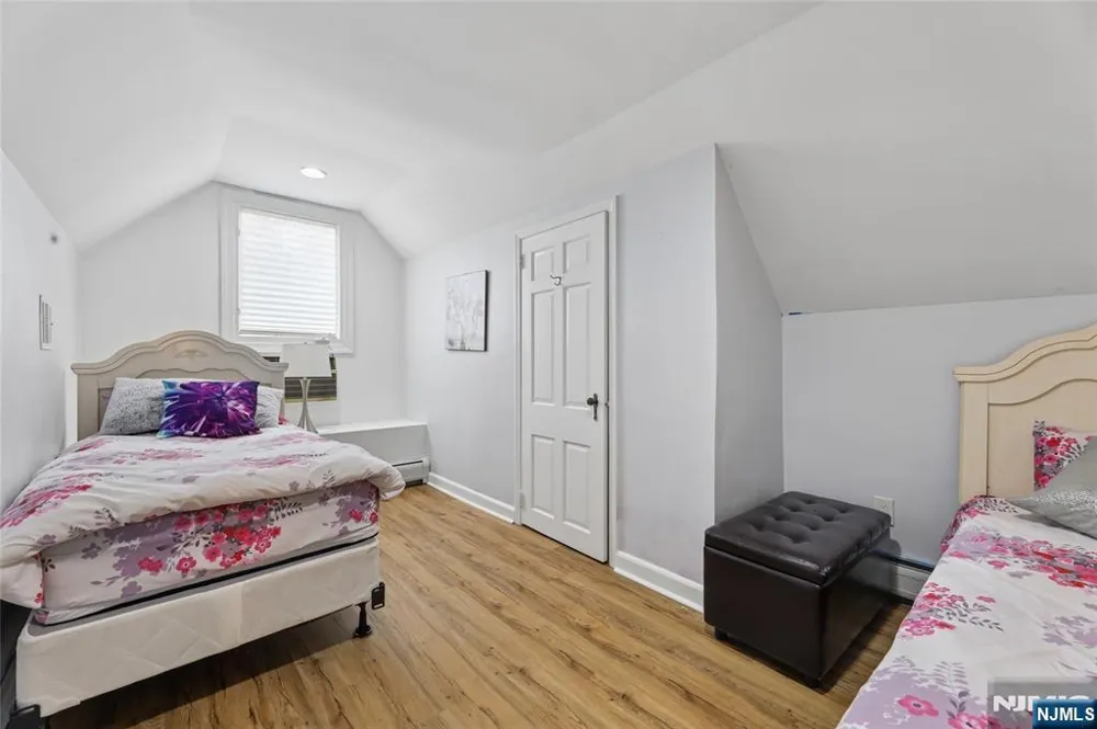 86 Crescent Avenue Passaic, NJ 07055