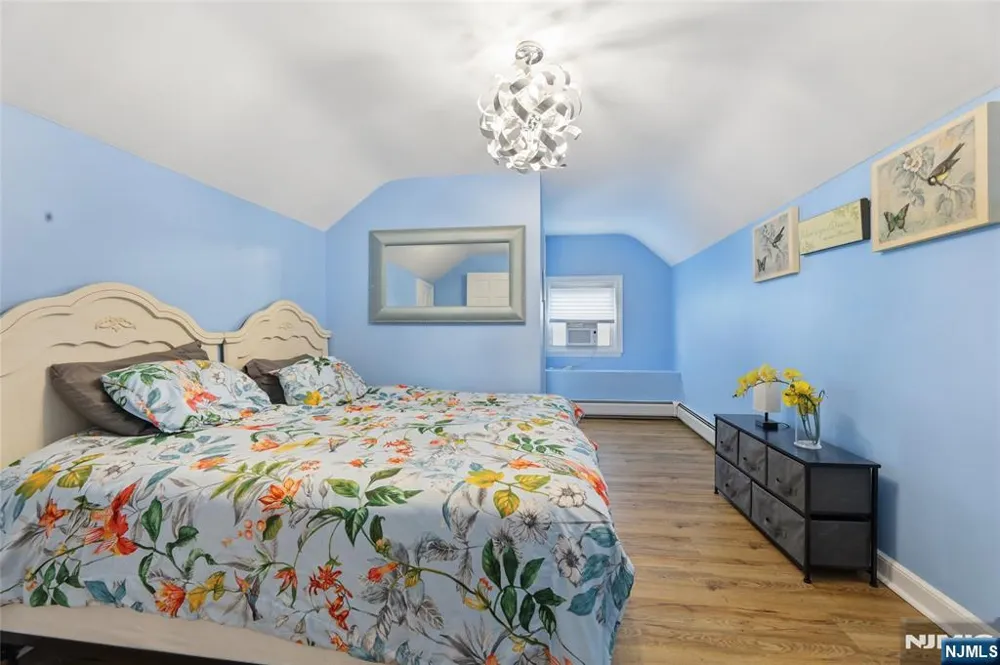 86 Crescent Avenue Passaic, NJ 07055