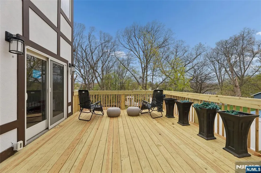 86 Crescent Avenue Passaic, NJ 07055