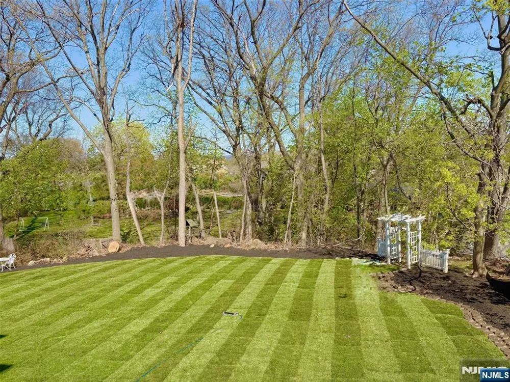 86 Crescent Avenue Passaic, NJ 07055
