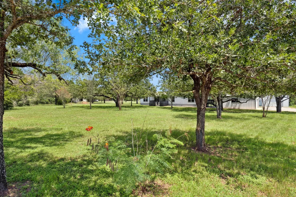 255 Rosanky Cattle Co Road Rosanky, TX 78953