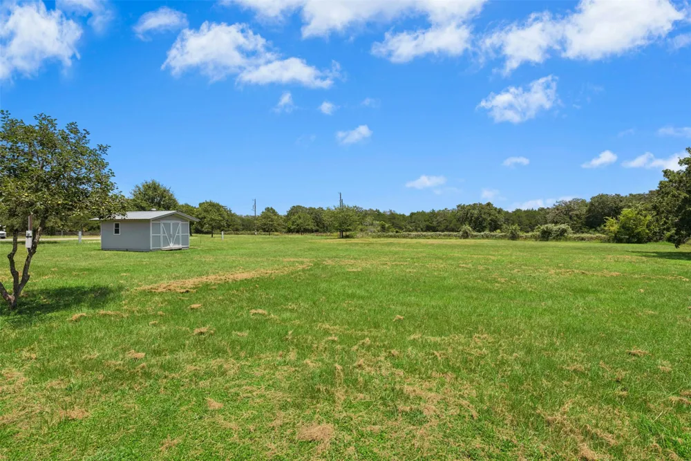 255 Rosanky Cattle Co Road Rosanky, TX 78953