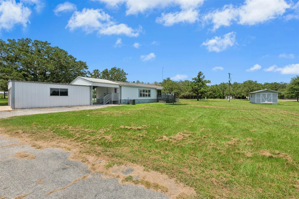 255 Rosanky Cattle Co Road Rosanky, TX 78953