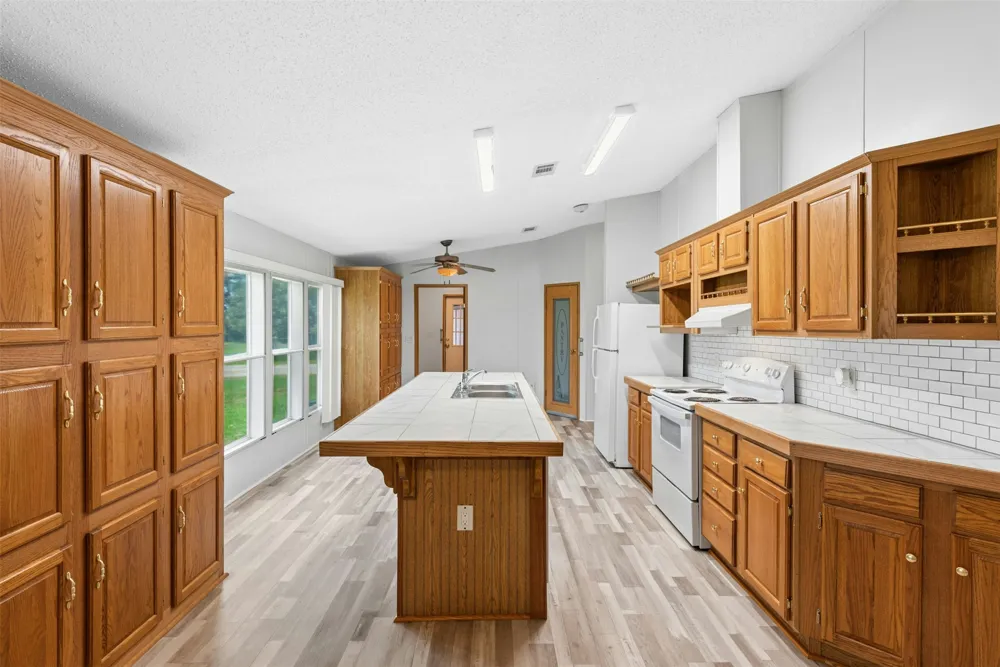255 Rosanky Cattle Co Road Rosanky, TX 78953