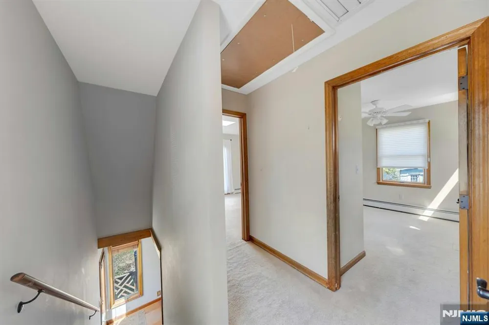 95 Wildwood Road Jefferson Township, NJ 07438