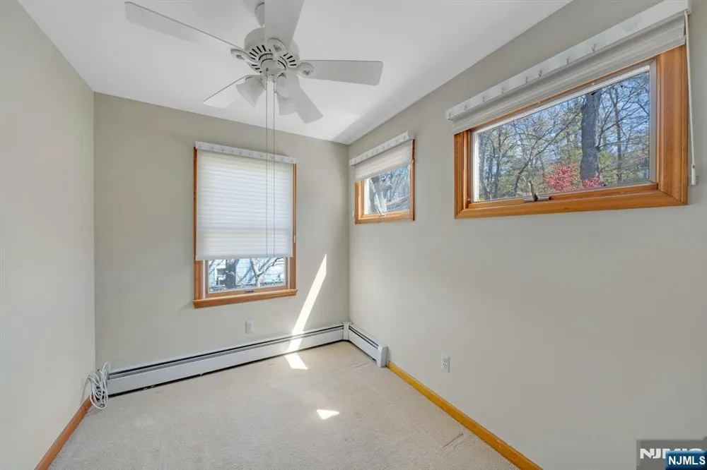 95 Wildwood Road Jefferson Township, NJ 07438