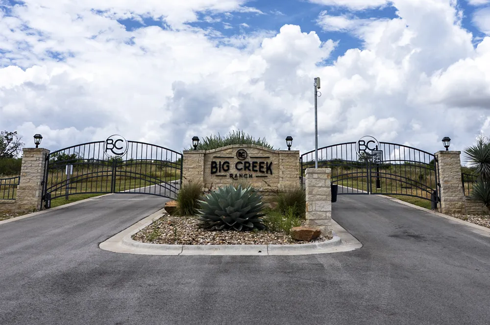 184 Whiterock Trail Kingsland, TX 78639