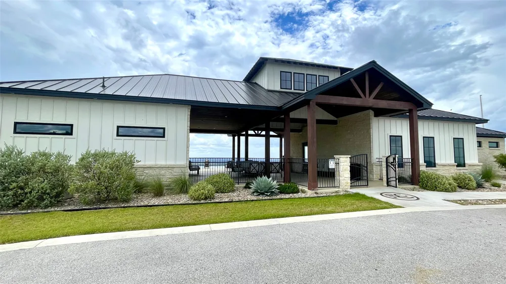 184 Whiterock Trail Kingsland, TX 78639