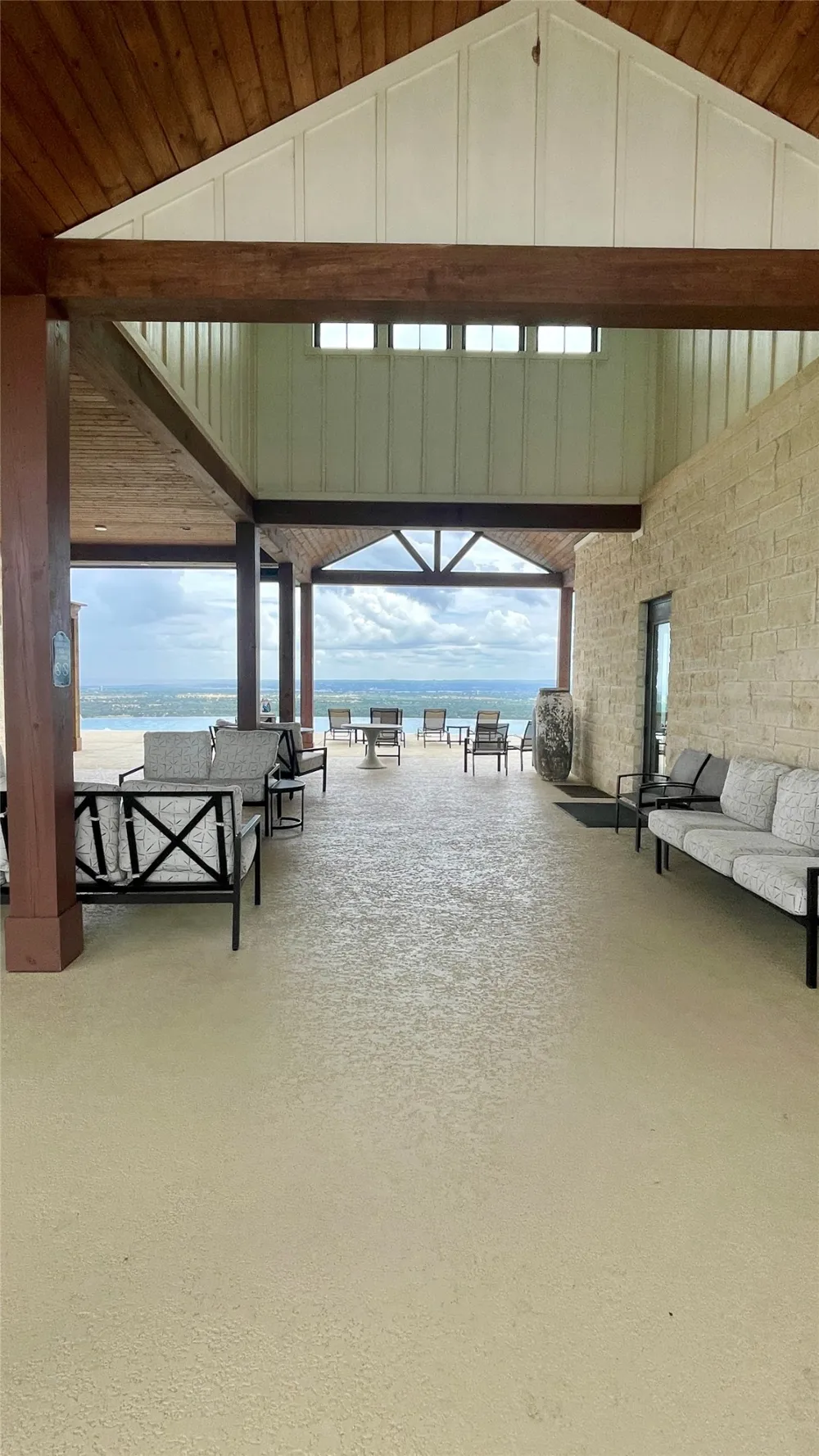 184 Whiterock Trail Kingsland, TX 78639