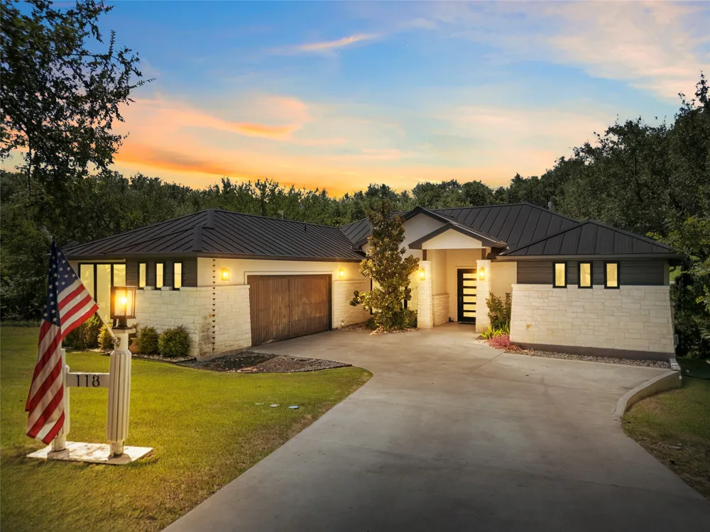 118 Brandywine Horseshoe Bay, TX 78657
