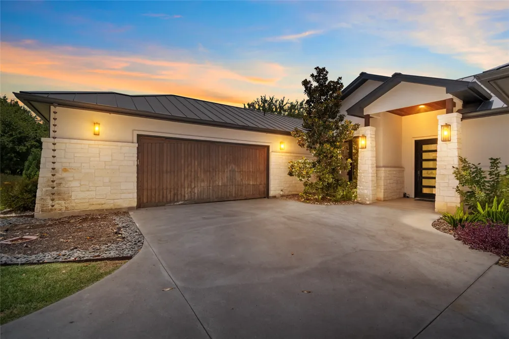 118 Brandywine Horseshoe Bay, TX 78657