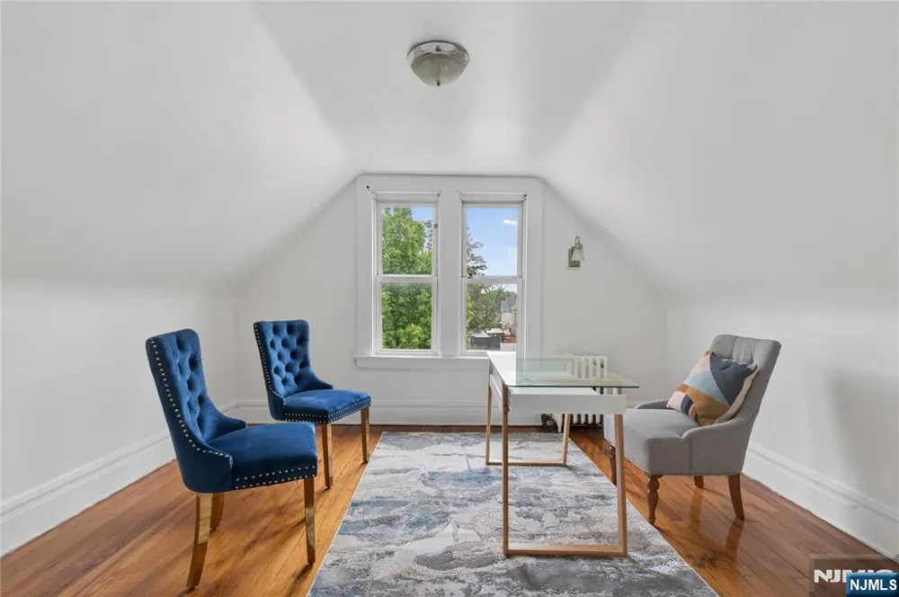 52 Clifford Street East Orange, NJ 07018