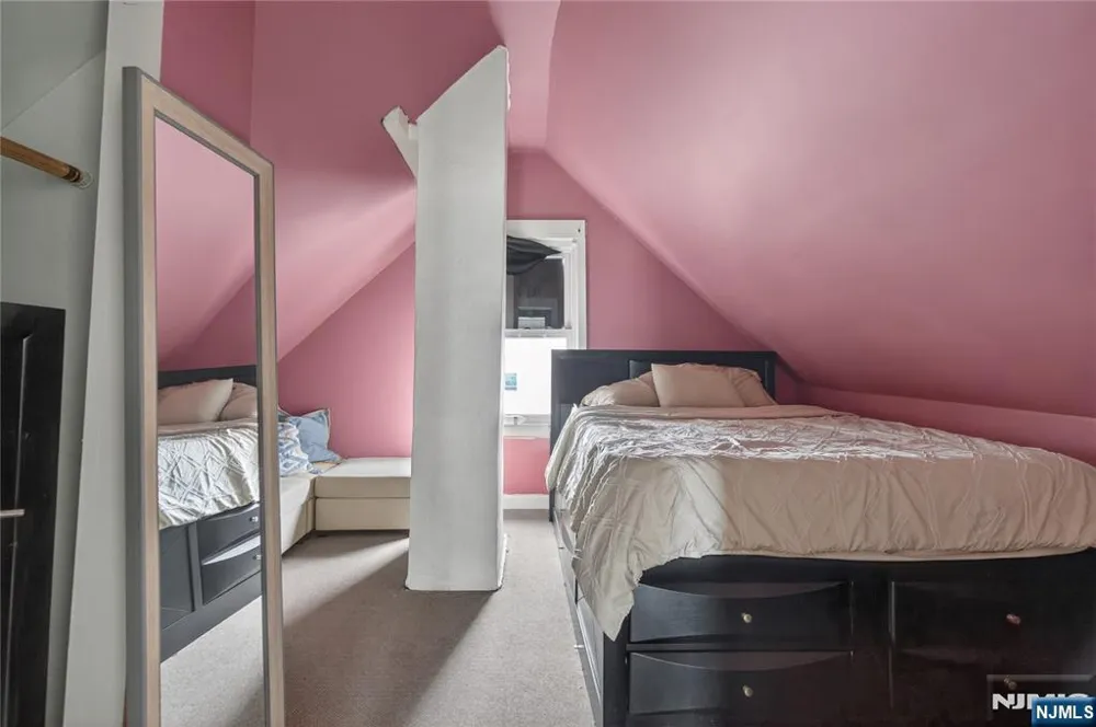 52 Clifford Street East Orange, NJ 07018