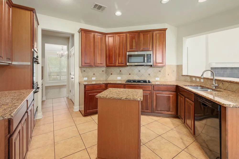 11904 Quassia Drive Austin, TX 78739