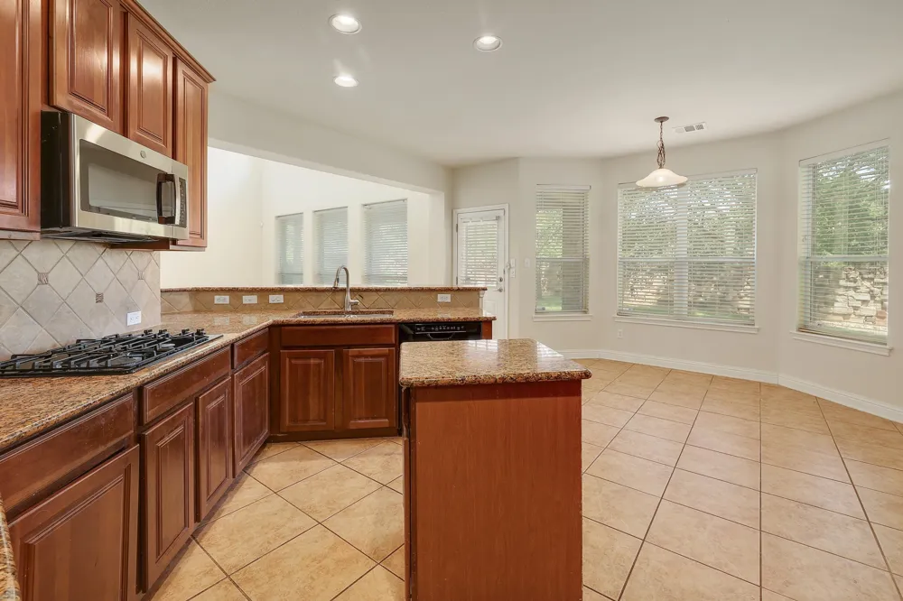 11904 Quassia Drive Austin, TX 78739