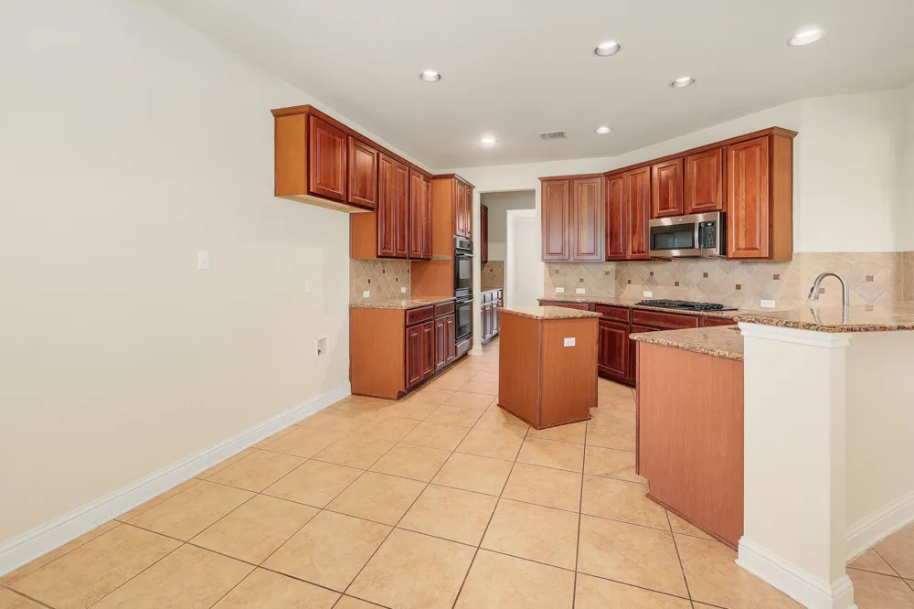 11904 Quassia Drive Austin, TX 78739