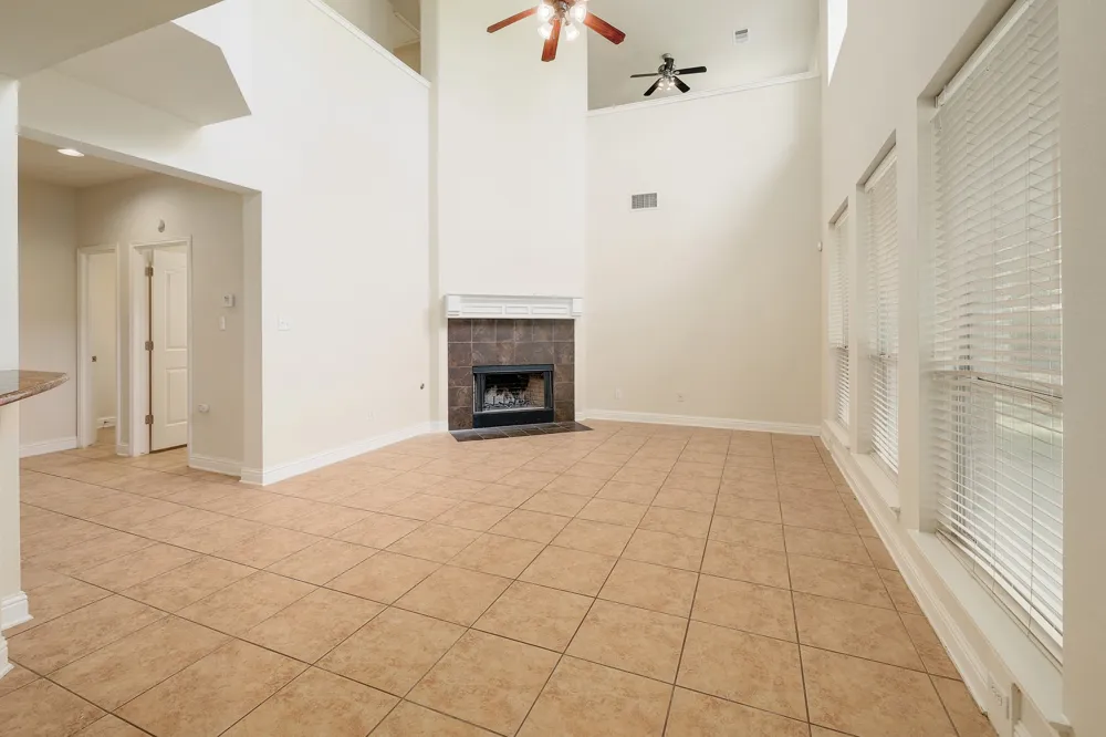 11904 Quassia Drive Austin, TX 78739