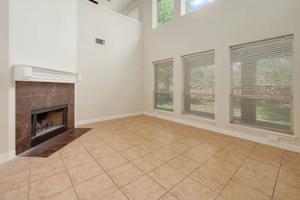 11904 Quassia Drive Austin, TX 78739