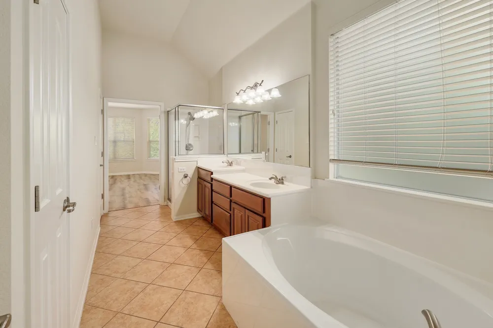 11904 Quassia Drive Austin, TX 78739