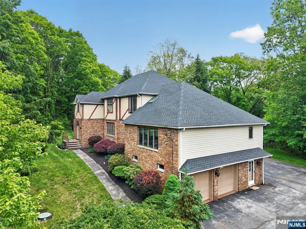 5110 Berkshire Valley Road Jefferson Township, NJ 07438