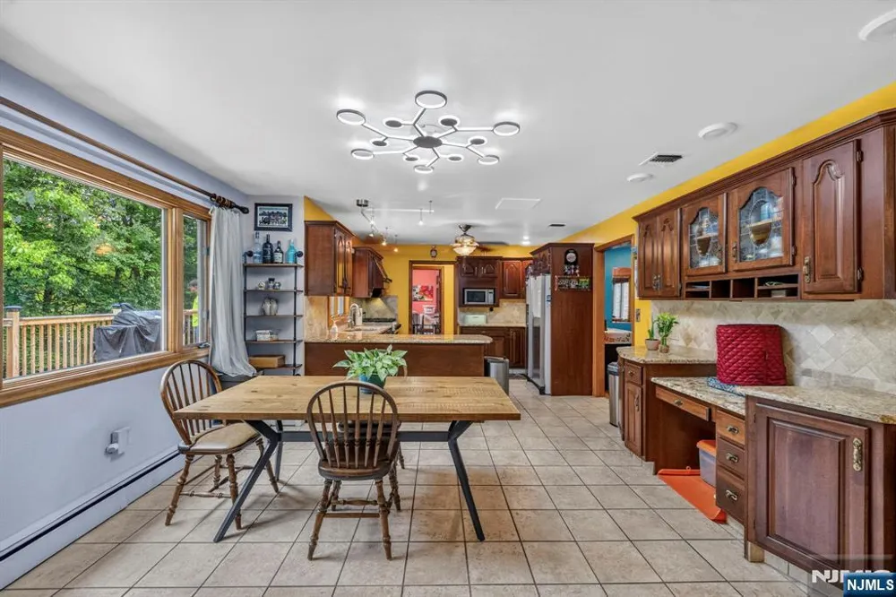 5110 Berkshire Valley Road Jefferson Township, NJ 07438