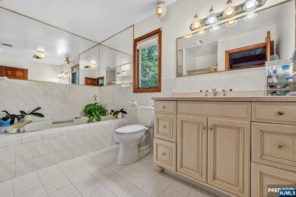5110 Berkshire Valley Road Jefferson Township, NJ 07438