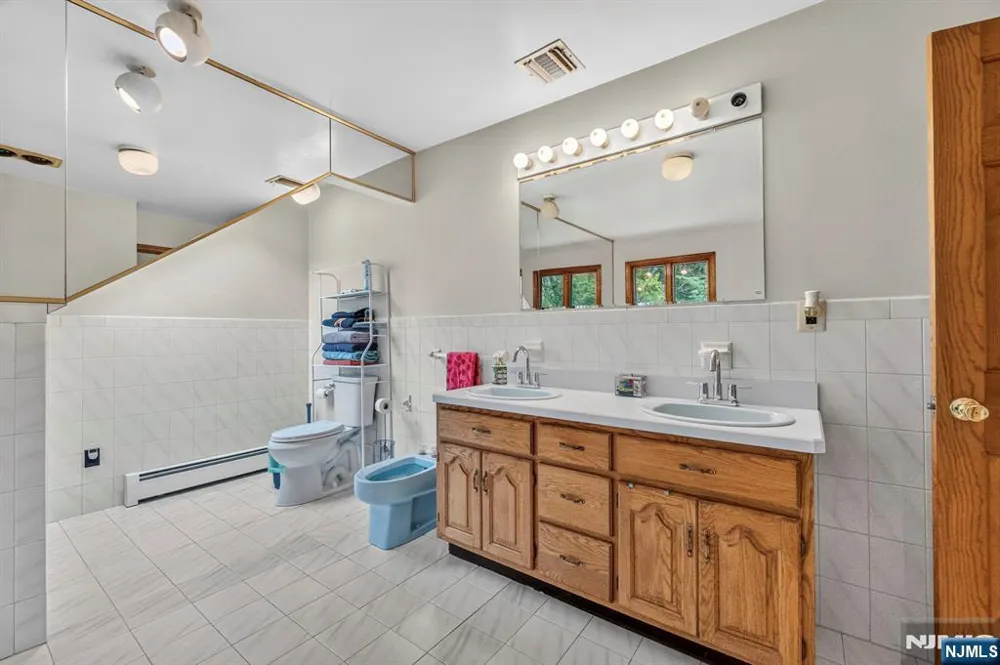 5110 Berkshire Valley Road Jefferson Township, NJ 07438