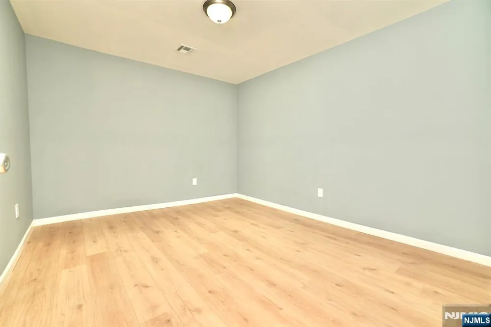 678 Highland Avenue Newark, NJ 07104
