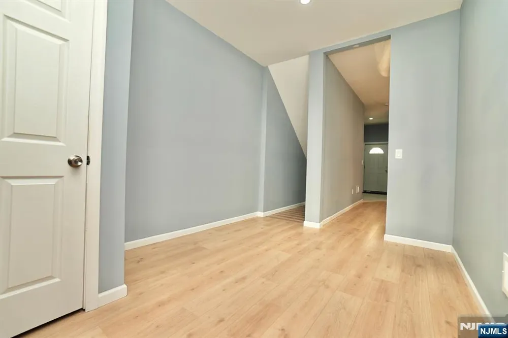 678 Highland Avenue Newark, NJ 07104