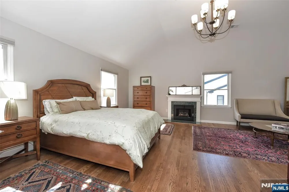 540 Burlington Street Paramus, NJ 07652